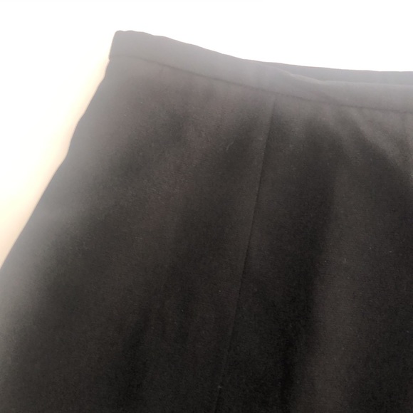 MICHELLE Skirt - Picture 8 of 15